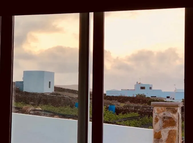 Mar Y Montana Entero * La Costa